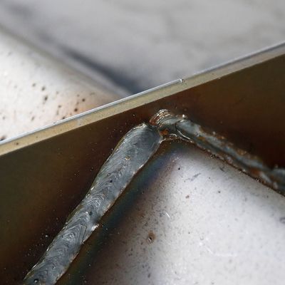 Q235 강철 프레임 및 외부 보호용 맞춤 엽금속 제조 브래킷