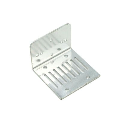 맞춤형 엽금속 강철 펀칭 굽힘 스탬핑 부품 두께 0.4--3mm